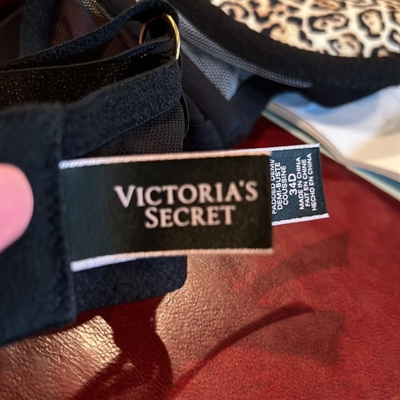 Victoria Secret very sexy padded demi animal print bra size 34D - Picture 4 of 6